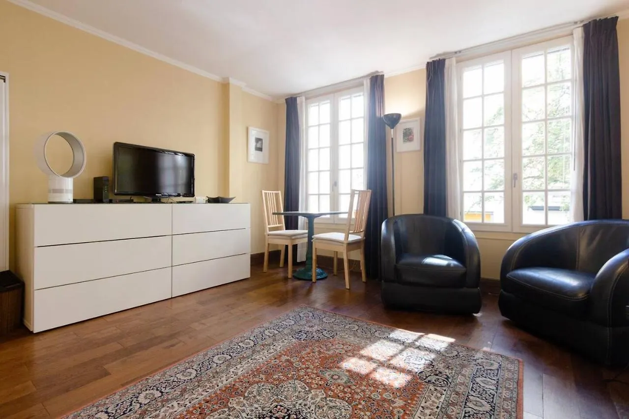 Saint Michel Sorbonne Apartamento Paris